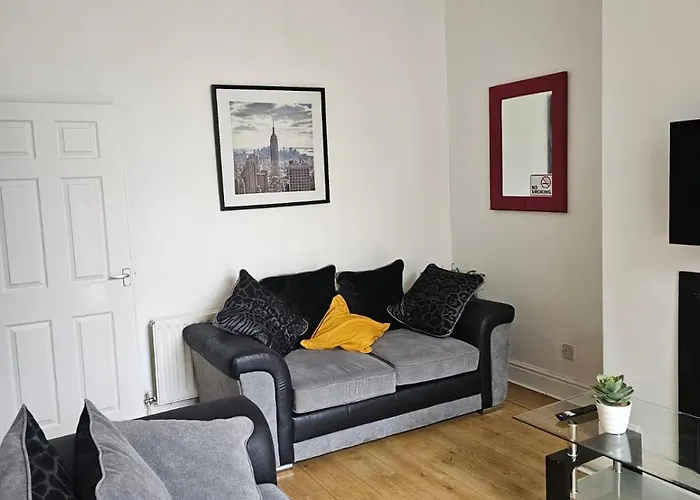 Spacious Apartment Anfield