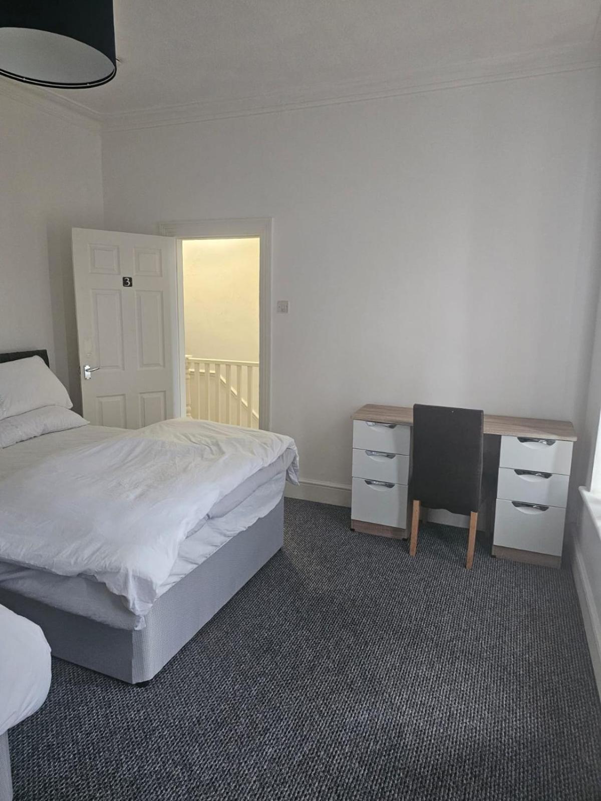 Apartment Spacious Anfield